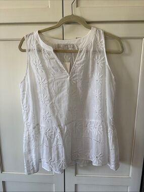 LOFT White Sleeveless Eyelet Peplum Camisole. Size small
